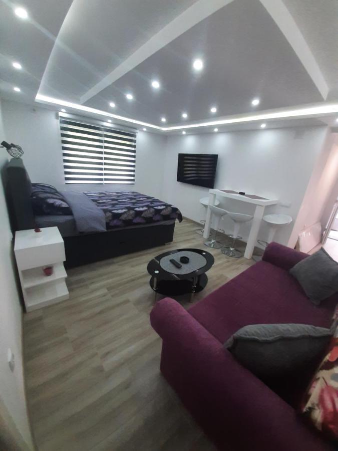 Adrijana 2 Apartmani Vrnjačka Banja Exterior foto